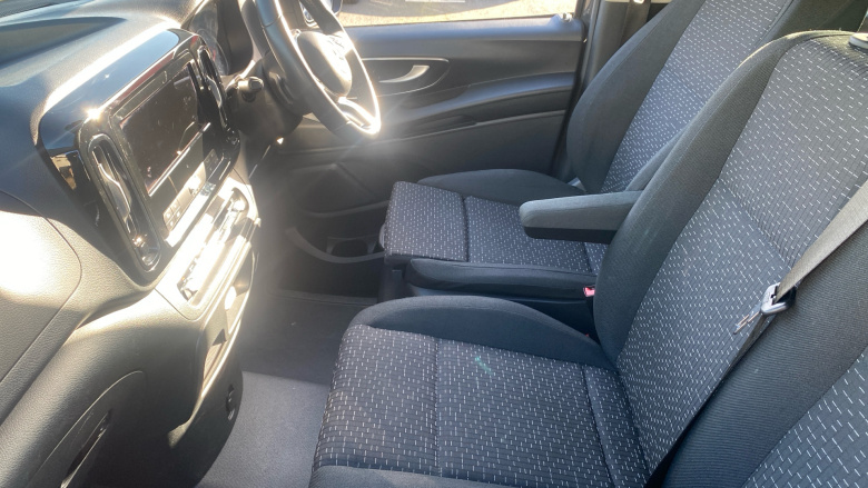 Mercedes-Benz Vito L3 Diesel Rwd 119CDI Select Crew Van 9G-Tronic